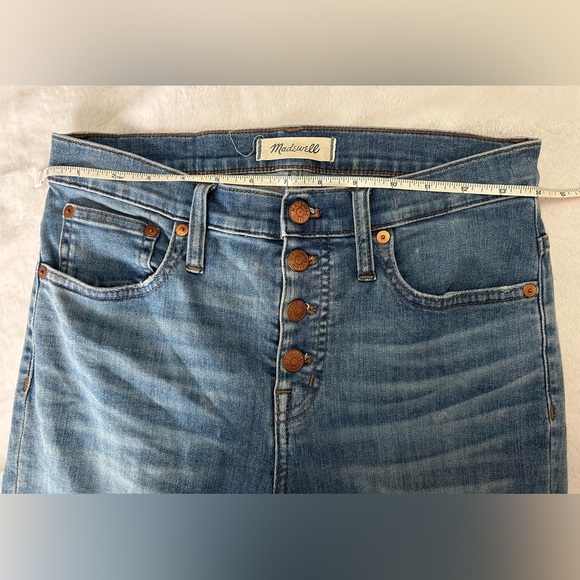 Madewell Petite Cali Demi-Boot Jeans in Bess Wash: 4 Button-Front Edition Sz 26 - Picture 10 of 12